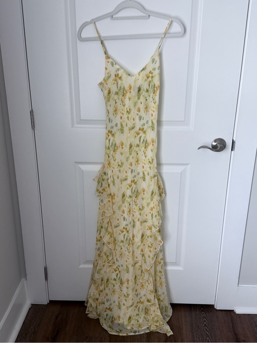 Forever 21 Pale Yellow Floral Ruffle-Trim Maxi Dress